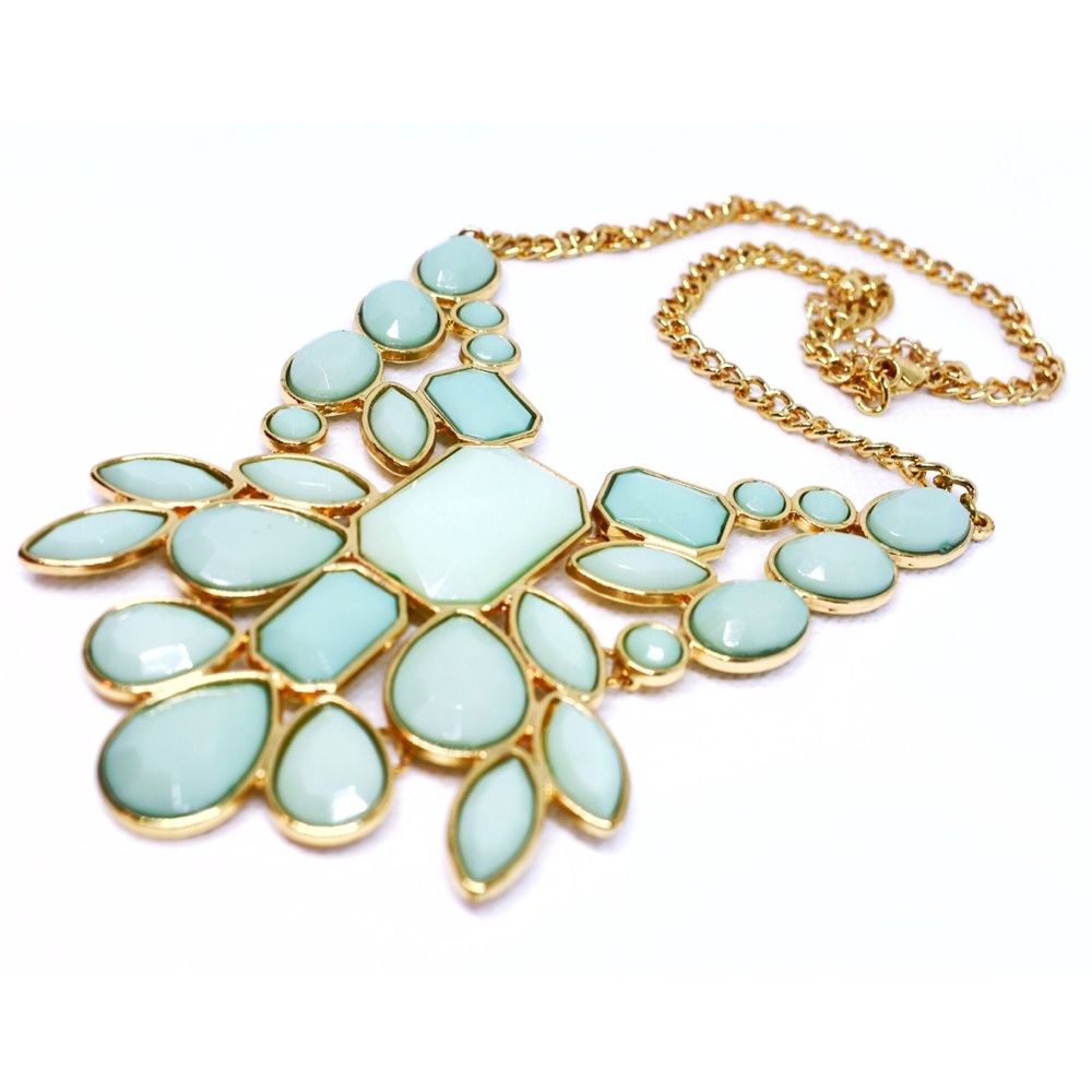 🆕 Mint Green Enamel Statement Necklace